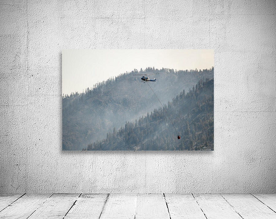 Wildfire helicopter 2 Wall Preview
