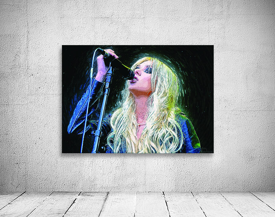 Taylor Momsen Wall Preview