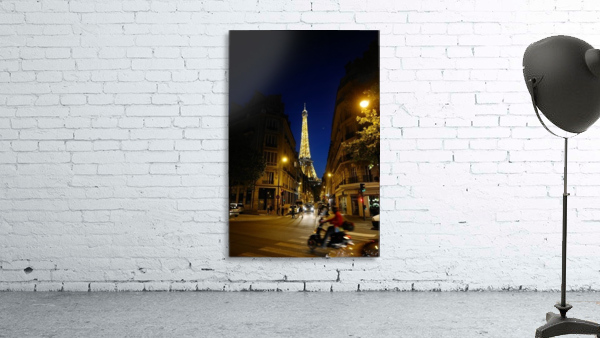 Paris Movement Wall Preview