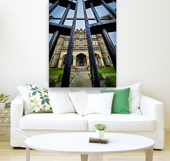 Haunted Walls Reproduction