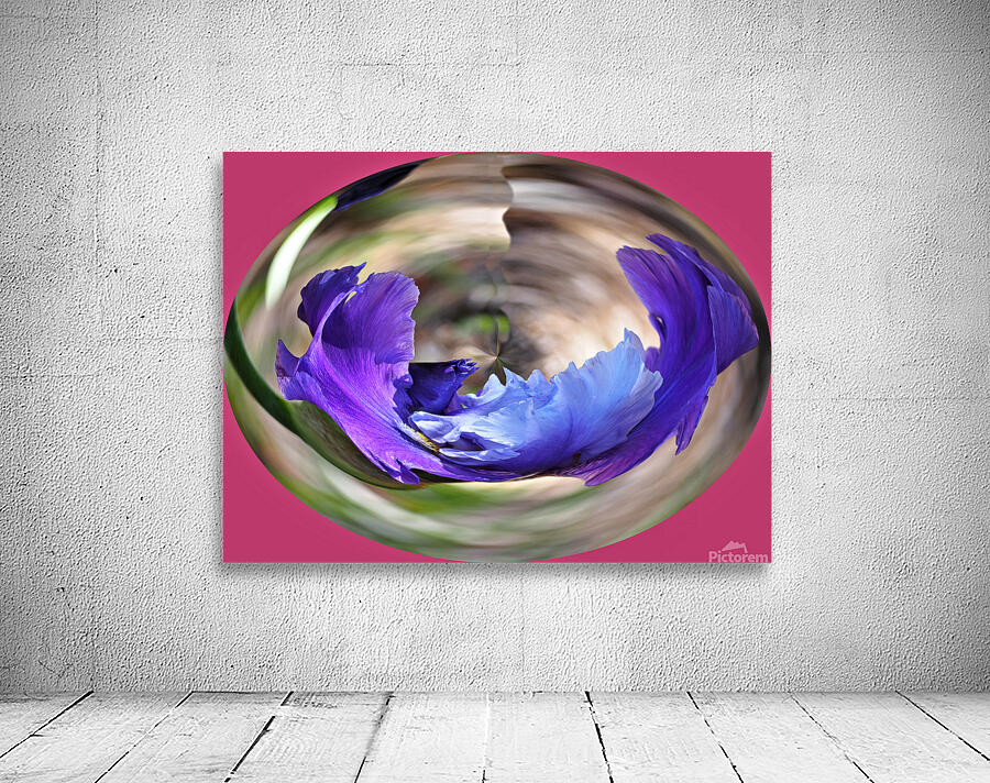 Iris in a crystal bowl Wall Preview