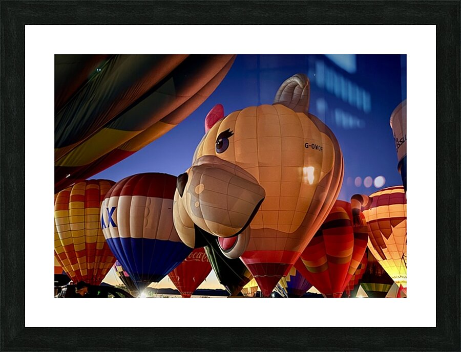 Standing at attention ready for flight Picture Frame print