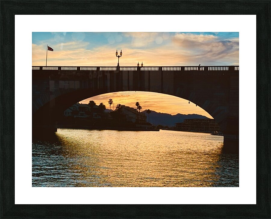 London Bridge Picture Frame print