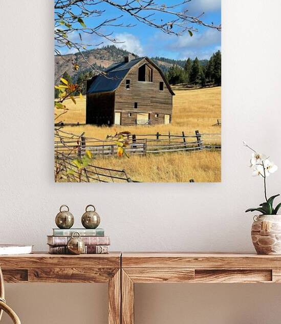 Dunford Barn 1 by Leslie Affeldt Photography