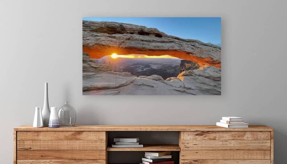 Sunrise at Mesa Arch by Leslie Affeldt Photography
