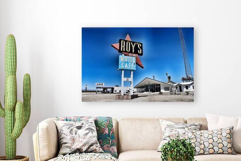 Roys Motel full view by Leslie Affeldt Photography