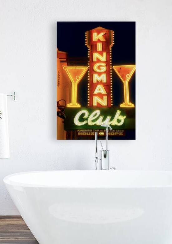 Kingman Club at night by Leslie Affeldt Photography