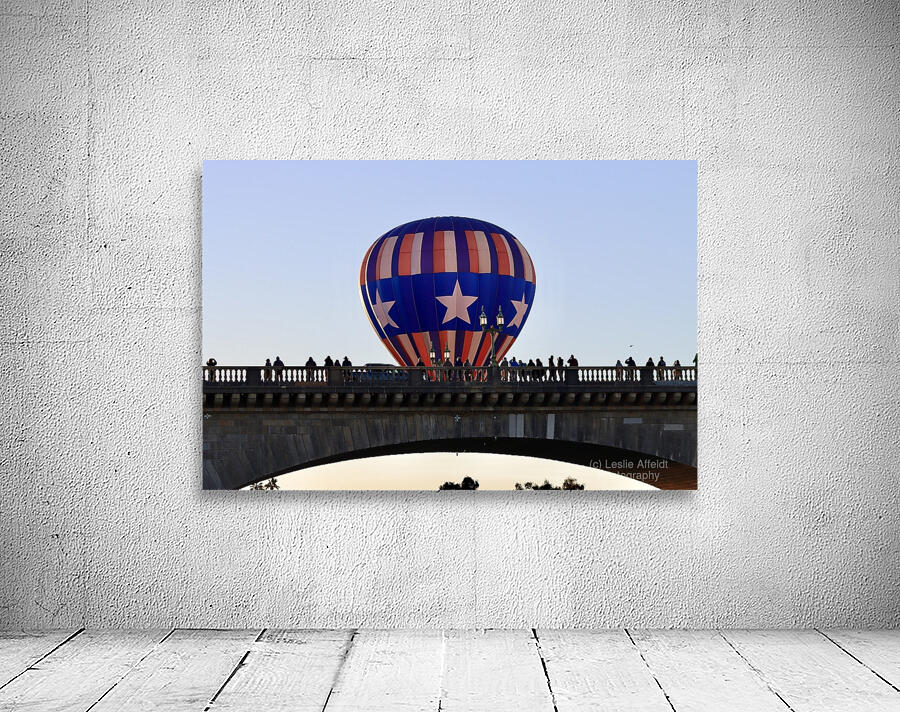 Balloons at the Bridge -4 Wall Preview