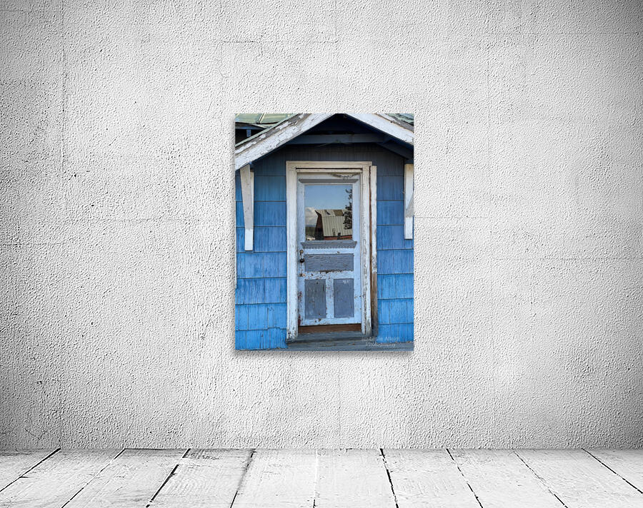 Reflection of the past Wall Preview