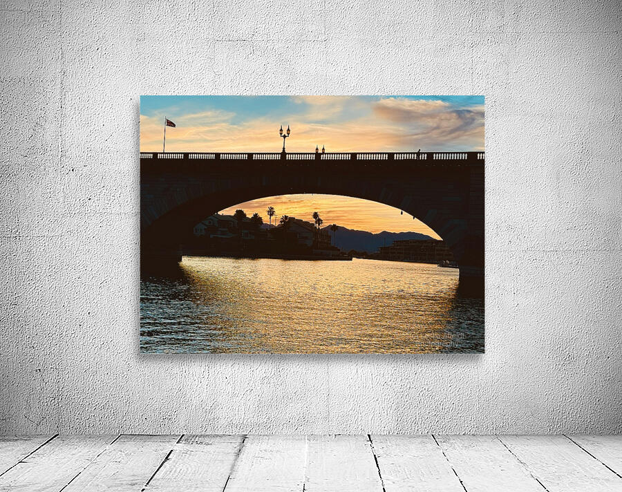 London Bridge Wall Preview