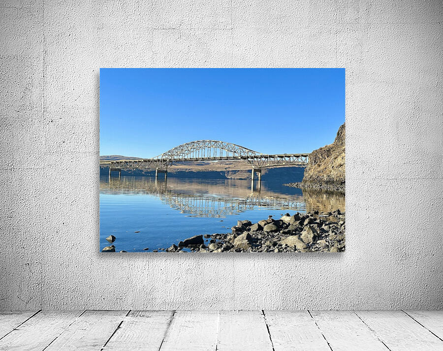 Vantage Bridge -1 Wall Preview