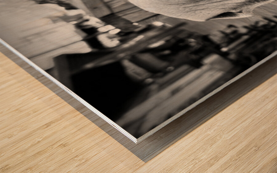 Give us a Kiss - black & white Wood print