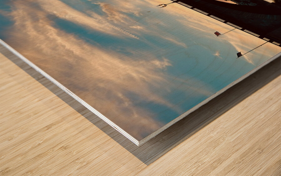 London Bridge Sundown Wood print