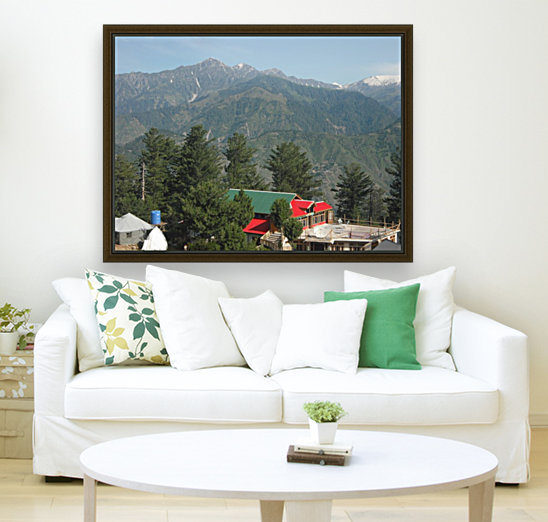shogran valley Reproduction