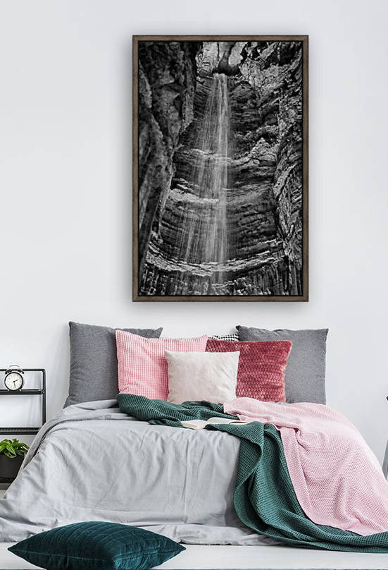 Ruby Falls Reproduction