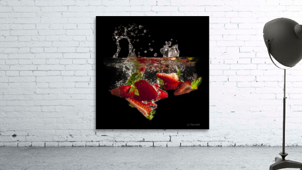 Strawberry Splash Wall Preview