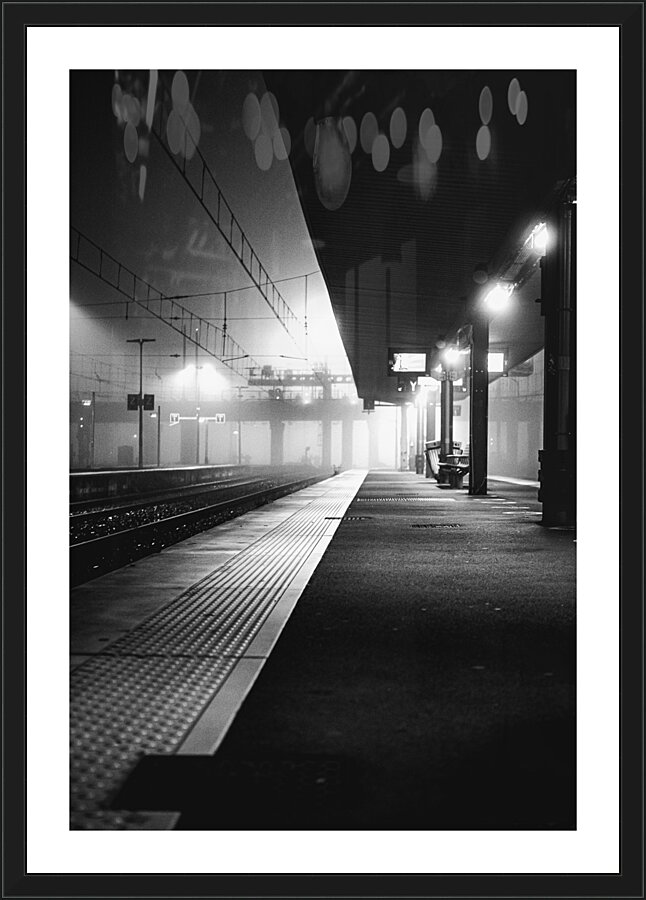 6H30  Picture Frame print