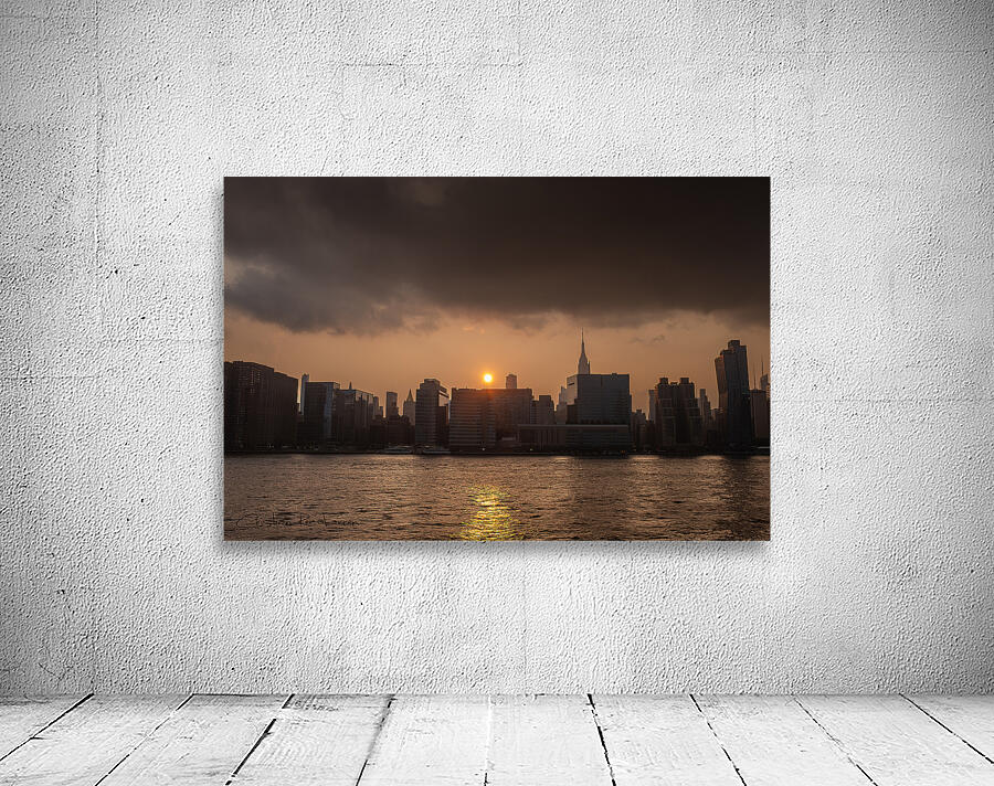 Golden Manhattan Sunset Wall Preview