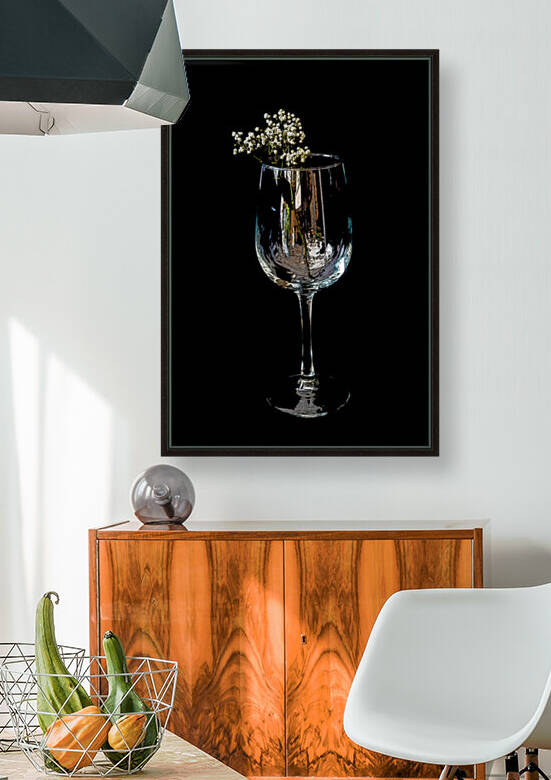 Stylized wine glass by PitoFotos
