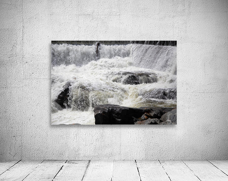 Raging Salmon Falls Wall Preview
