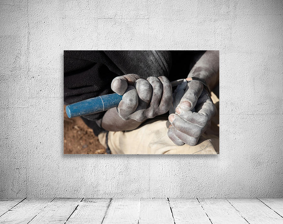 1127 - Working hands Wall Preview