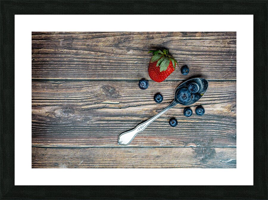 Berries and Spoon Impression et Cadre photo