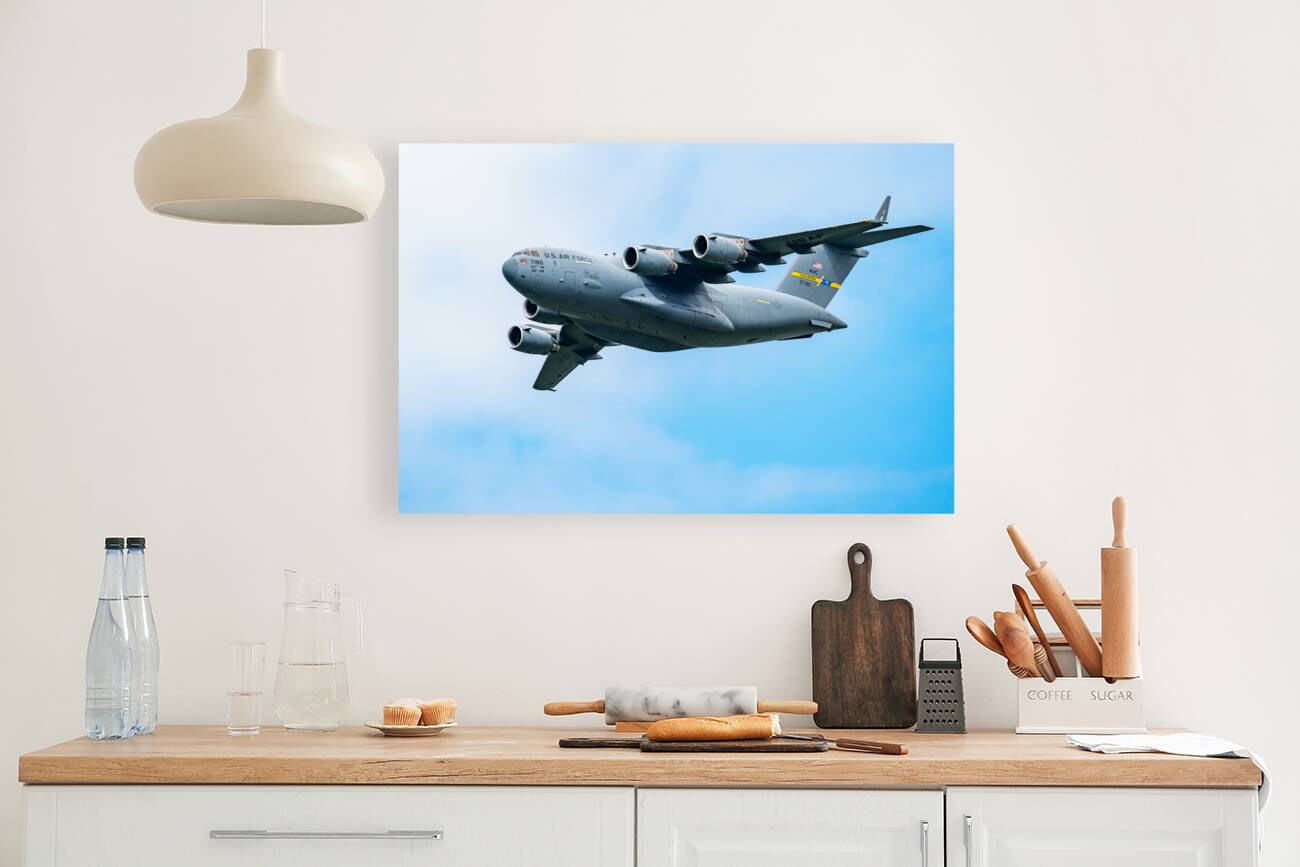 C-17 Globe Master III Reproduction