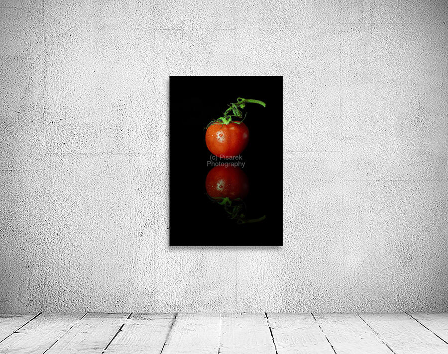 Tomato and Reflection Wall Preview