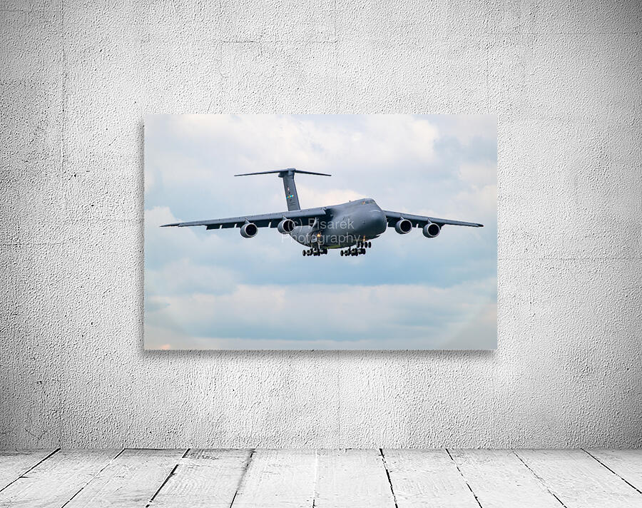 C-5M Super Galaxy Wall Preview