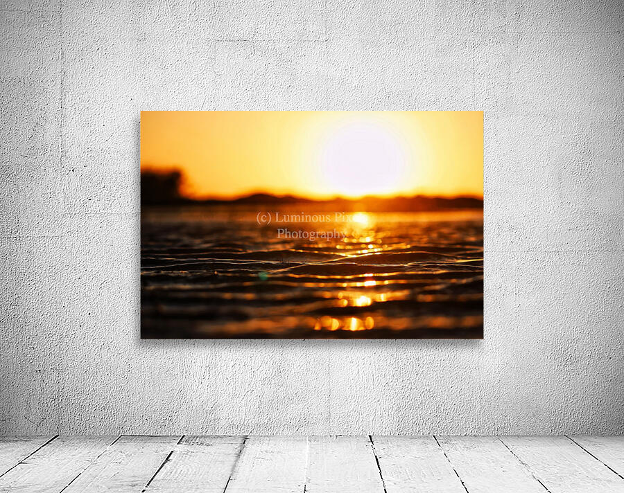 Sunny water Wall Preview