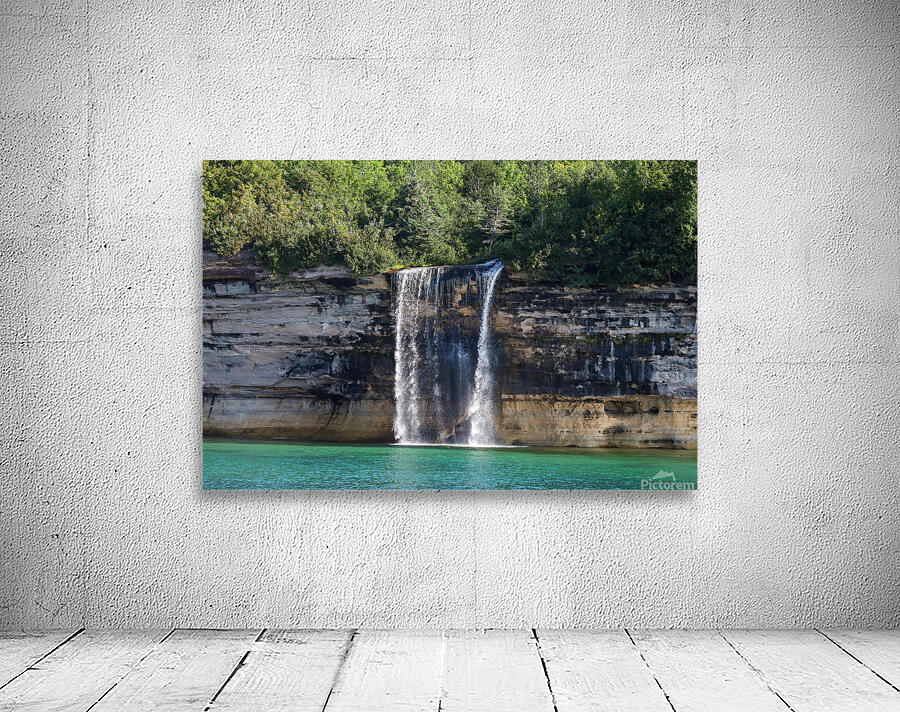 Spray Falls Wall Preview