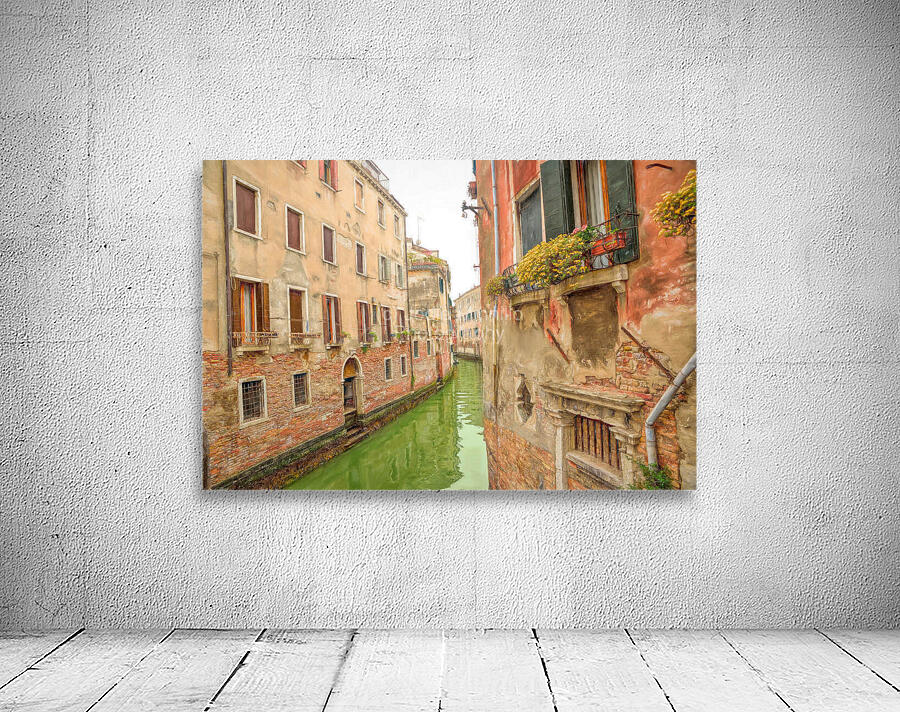 Italy Wall Preview