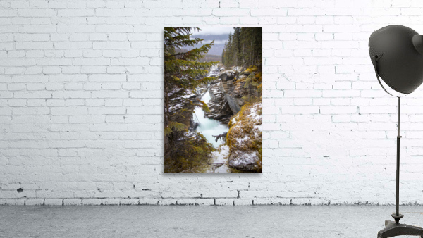mountain valley falls Wall Preview