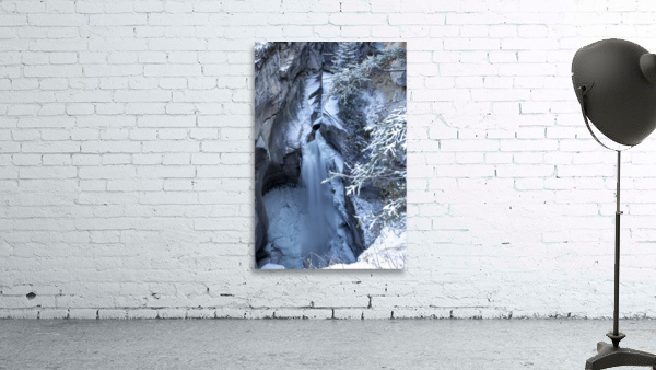 frozen falls Wall Preview