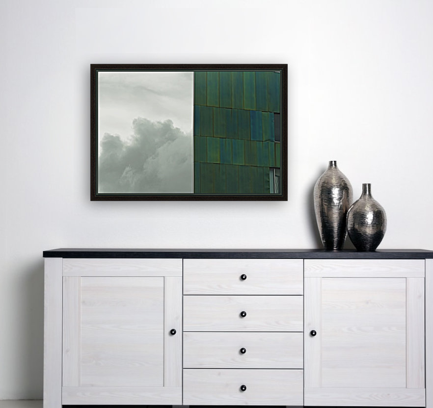 Grey Iridescence Reproduction