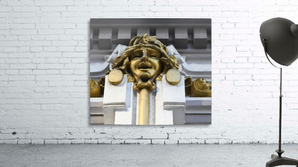 Golden Wall Preview