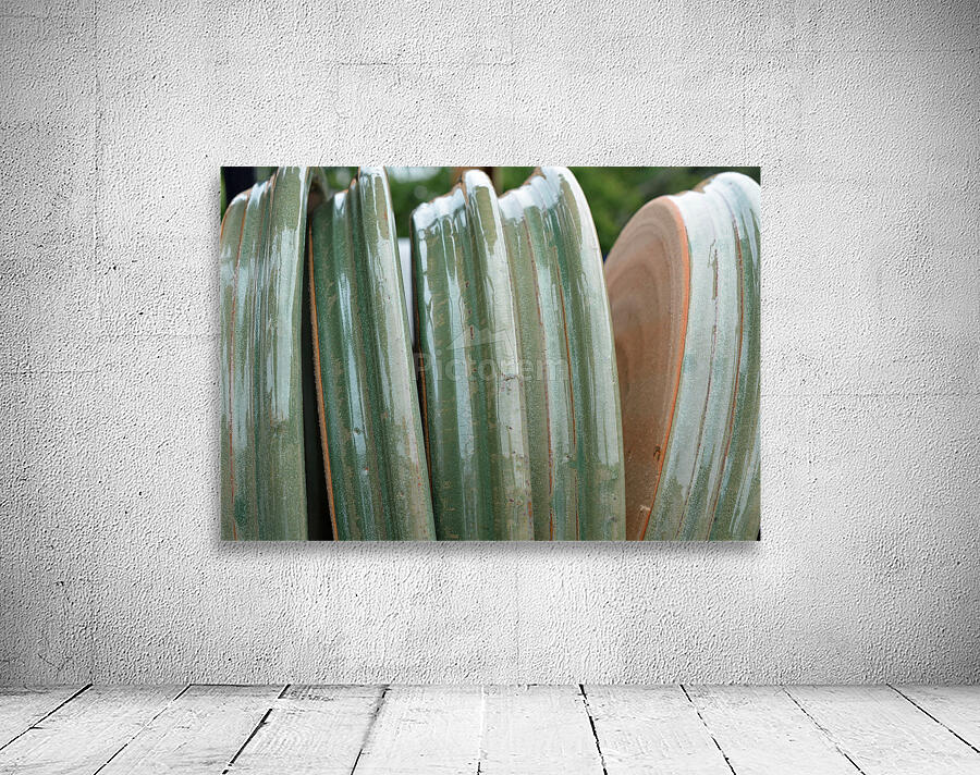 Green Pottery  Wall Preview