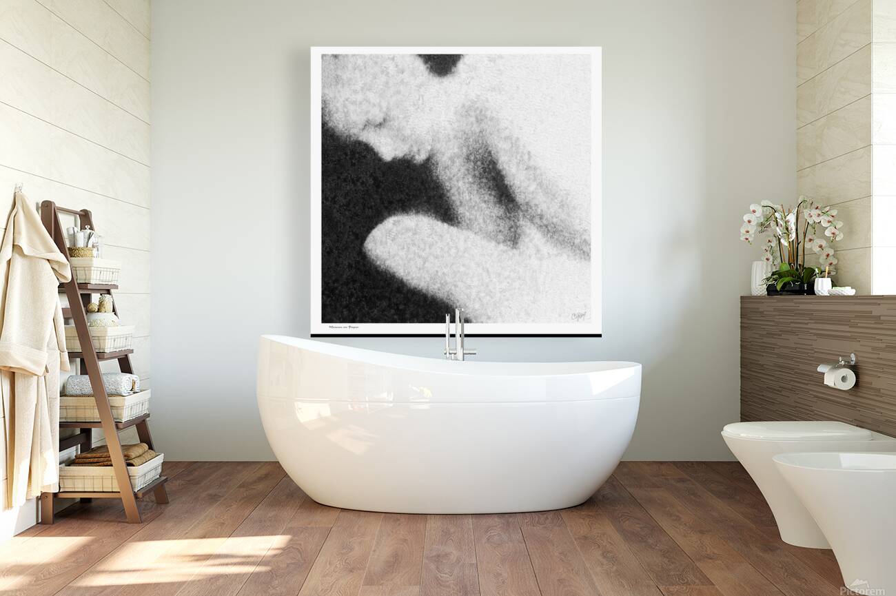 WomanOnPaper Reproduction