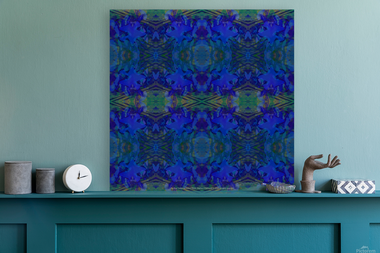 BIG BLUE TREMBLING PATTERN  Reproduction