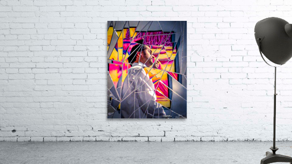 Cracked Actor Wall Preview