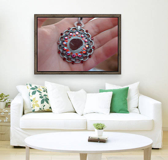 Pretty necklace by Cassandra Lewis