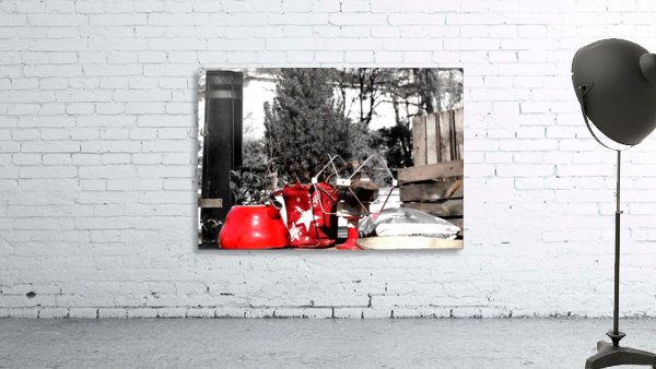 Red Kettle Wall Preview