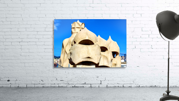Gaudi sculptures Wall Preview