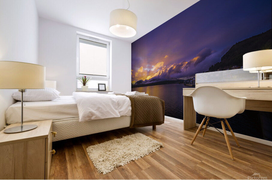 Golden Stretch Mural print