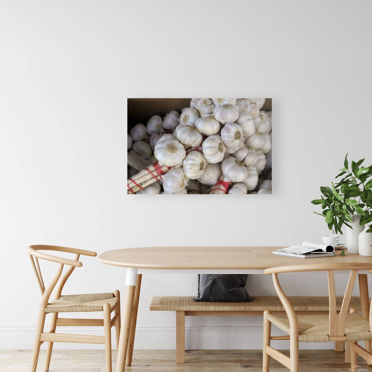 Braided garlic at the Lourmarin street market Reproduction
