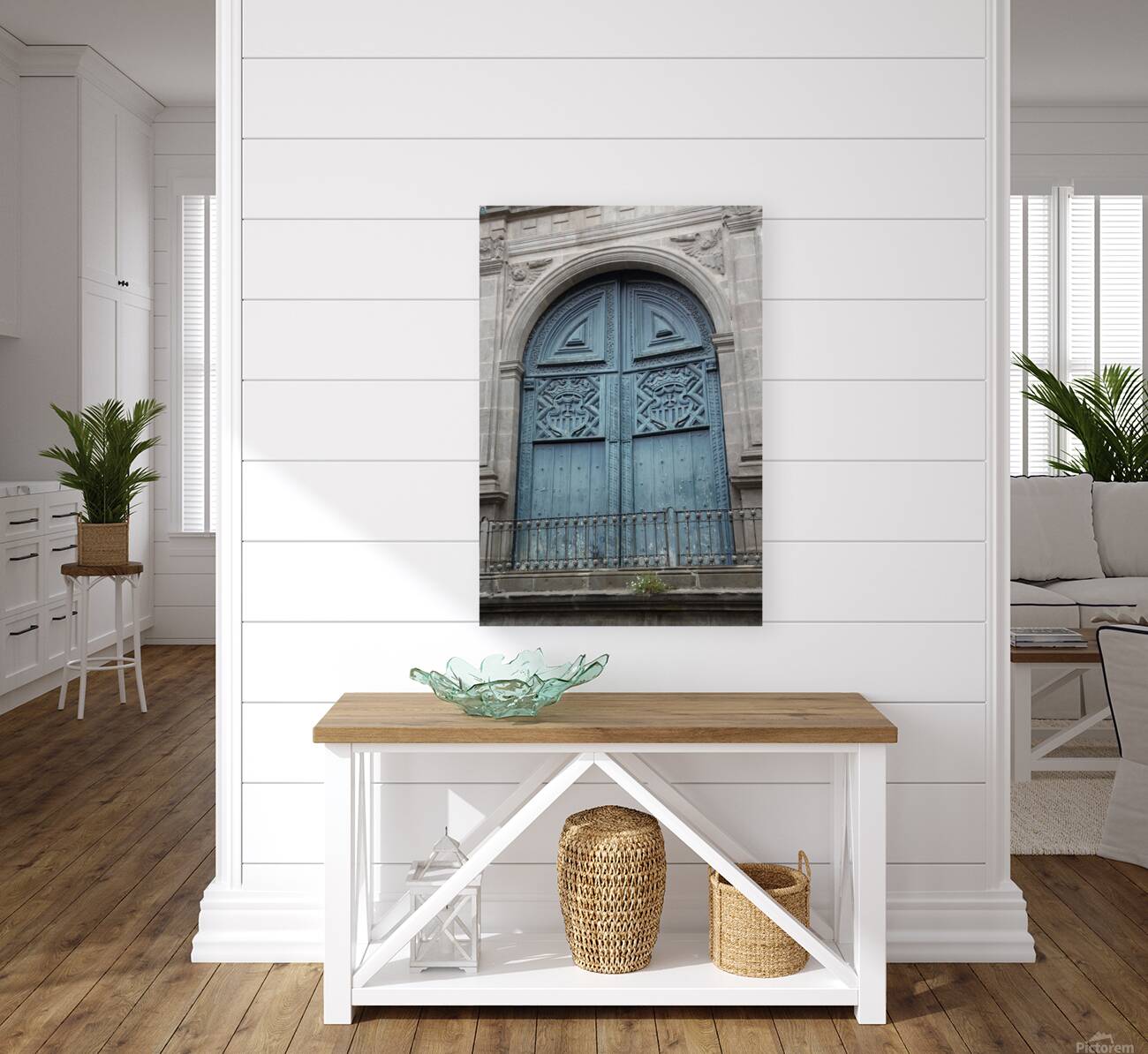 Entrance door to the Basilica La Merced. Quito. Ecuador Reproduction