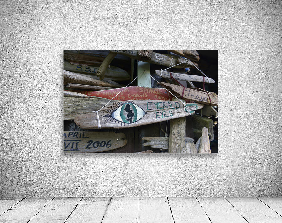 Driftwood sign for Emerald Eyes 2014 Wall Preview