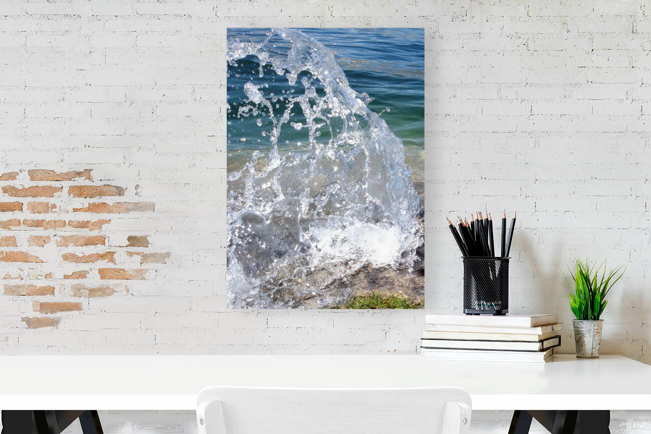 Water splash  Reproduction