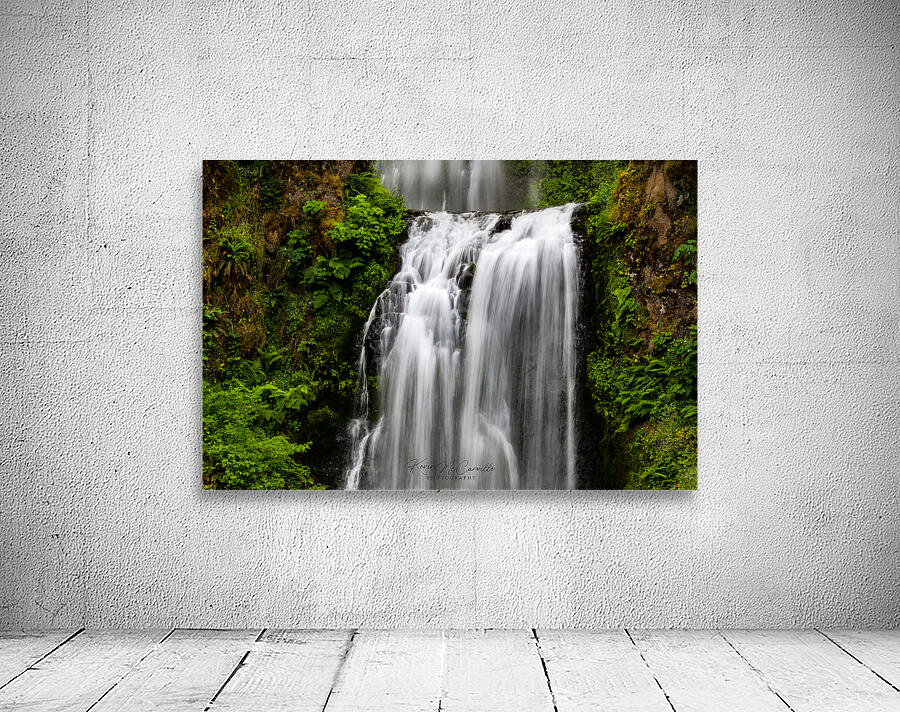 Lower Multnomah Falls Wall Preview