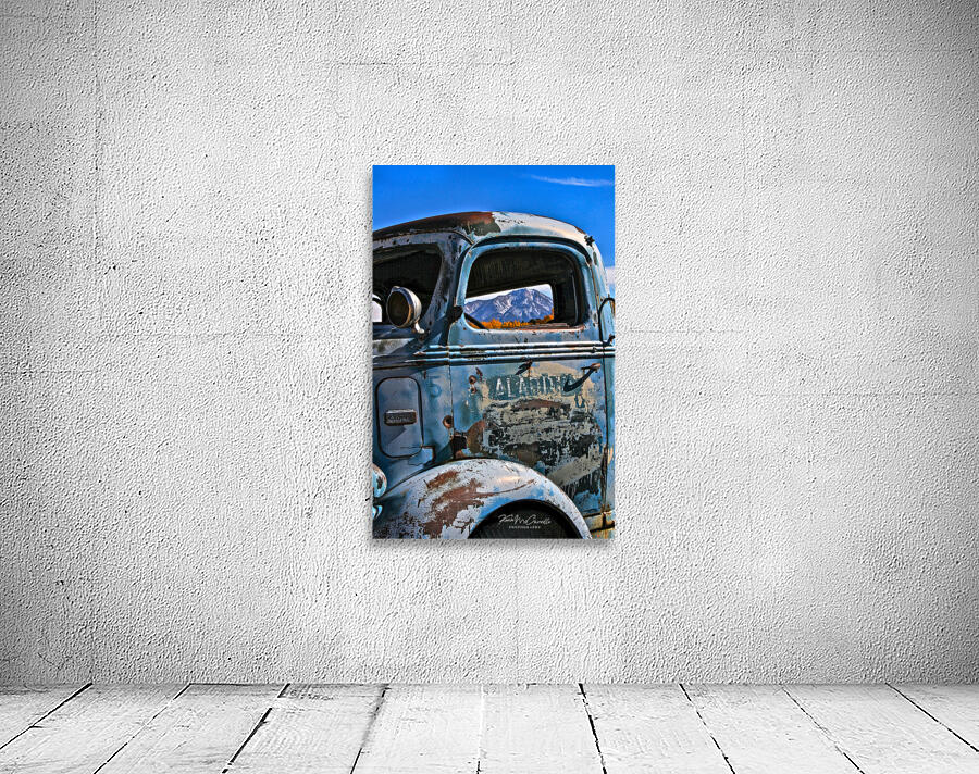 Old Truck Wall Preview